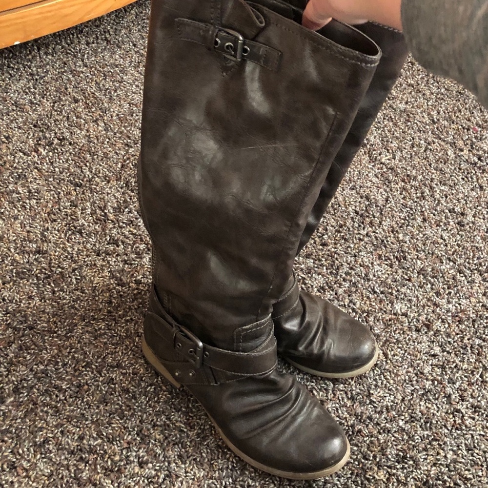 Well worn but very cute boots